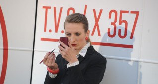anna-polivkova-v-roli-tv-redaktorky