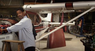 Denzel Washington is Whip Whitaker in FLIGHT,  from Paramount Pictures..F-FF-018