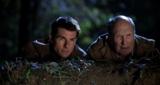 (Left to right) Tom Cruise is Jack Reacher and Robert Duvall is Cash in JACK REACHER,  from Paramount Pictures and Skydance Productions.
