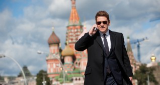 First look at actor/director Kenneth Branagh in JACK RYAN, from Paramount Pictures. The Prequel will be out 26 December 2013.