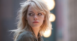 Emma Stone as “Sam” in BIRDMAN. Photo by Alison Rosa. Copyright © 2014 Twentieth Century Fox.