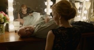 Michael Keaton as ŇRigganÓ and Amy Ryan as ŇSylviaÓ in BIRDMAN. Courtesy Fox Searchlight Pictures. Copyright © 2014 Twentieth Century Fox.